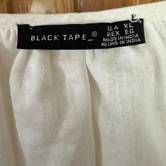 Women’s Top - Picture 6 of 9